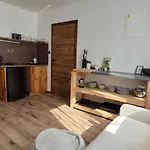 Zeme Lejlighed Nove Mesto pod Smrkem